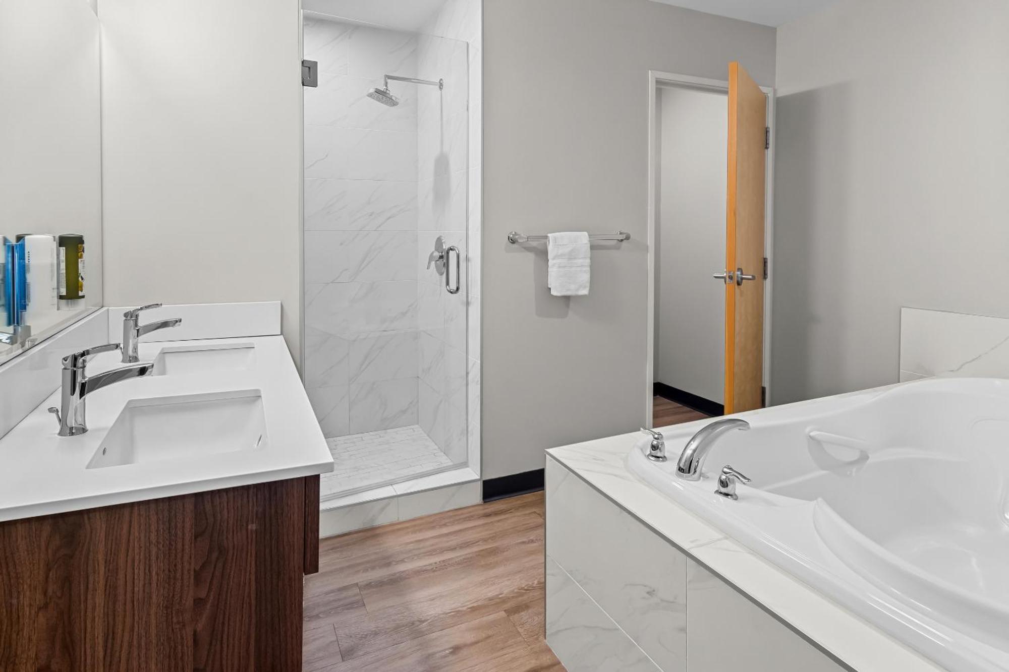 Park Inn By Radisson, Kelowna Eksteriør bilde